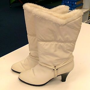 Vintage 80's snow boots size 10